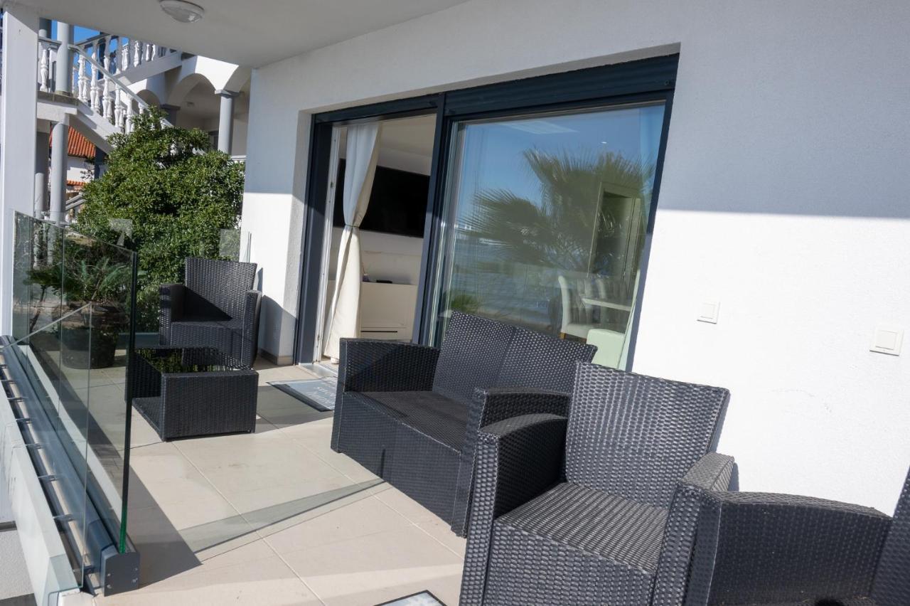 Paradise On The Beach Apartments Bibinje Exteriör bild